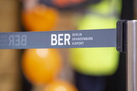 Erster kommerzieller Abflug vom Flughafen Berlin Brandenburg