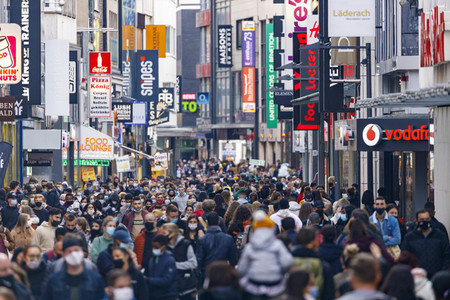 Symbolfoto Lockdown Light