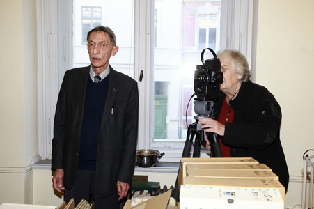 Annik Leroy bei Dreharbeiten in Görlitz