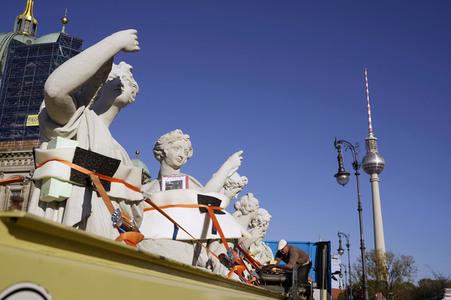 Statuen für den Schlüterhof in Berlin