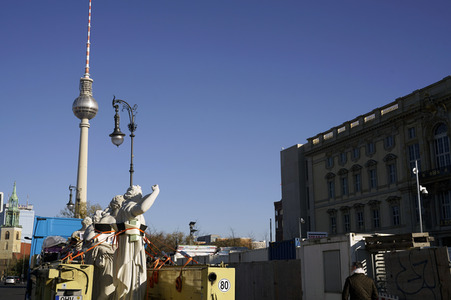 Statuen für den Schlüterhof in Berlin
