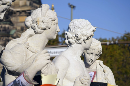 Statuen für den Schlüterhof in Berlin