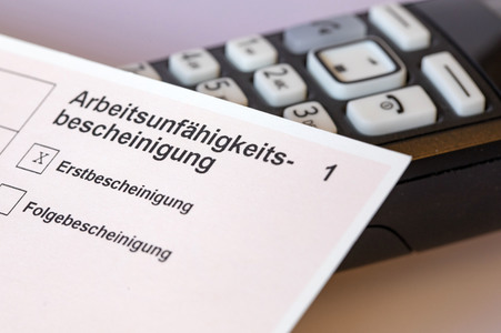 Symbolfoto Krankschreibung per Telefon