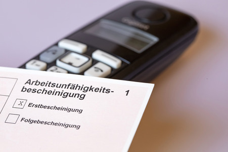 Symbolfoto Krankschreibung per Telefon