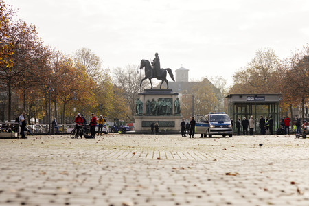 Symbolfoto Karnevalsauftakt in Coronazeiten