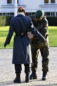 Ansprache des Bundespräsidenten zum 65. Gründungstag der Bundeswehr in Berlin
