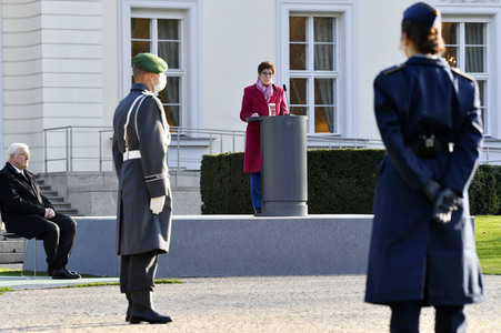 Ansprache des Bundespräsidenten zum 65. Gründungstag der Bundeswehr in Berlin