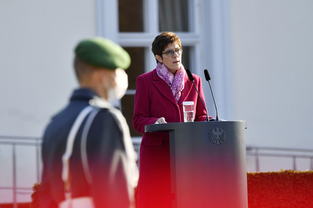Ansprache des Bundespräsidenten zum 65. Gründungstag der Bundeswehr in Berlin