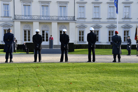 Ansprache des Bundespräsidenten zum 65. Gründungstag der Bundeswehr in Berlin