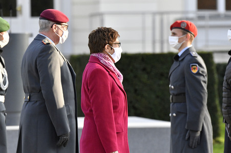 Ansprache des Bundespräsidenten zum 65. Gründungstag der Bundeswehr in Berlin