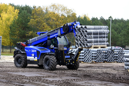 Pressetermin zum Bau eines Zauns zur Eindämmung der Afrikanischen Schweinepest in Krauschwitz