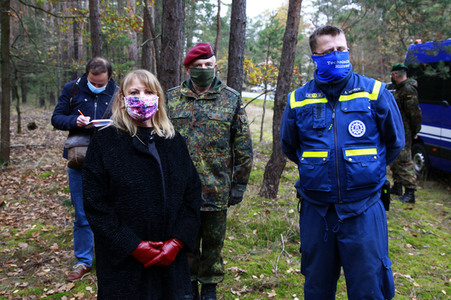 Pressetermin zum Bau eines Zauns zur Eindämmung der Afrikanischen Schweinepest in Krauschwitz