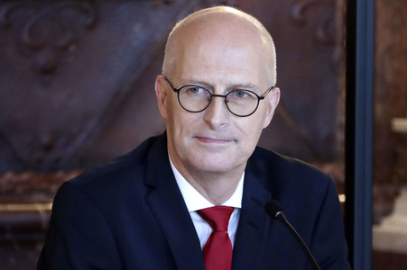 Corona-Pressekonferenz in Hamburg