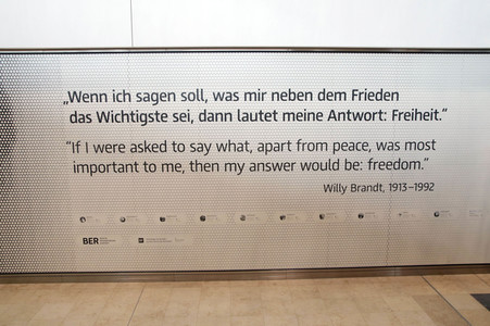 Flughafen Berlin-Brandenburg Willy Brandt in Schönefeld