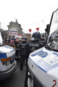 Proteste von Gegnern der Corona-Politik in Berlin
