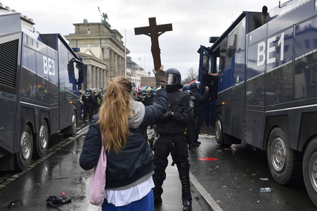 Proteste von Gegnern der Corona-Politik in Berlin