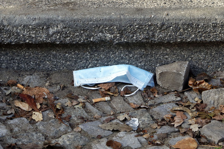 Symbolfoto Maskenmüll