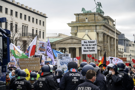 Proteste von Gegnern der Corona-Politik in Berlin
