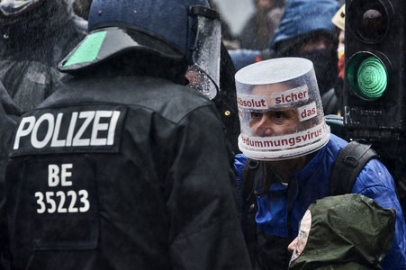 Proteste von Gegnern der Corona-Politik in Berlin