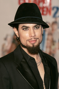 Filmpremiere 'Im Dutzend billiger 2: Zwei Väter drehen durch' in Los Angeles