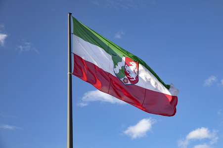 Symbolfoto Bundeslandflagge