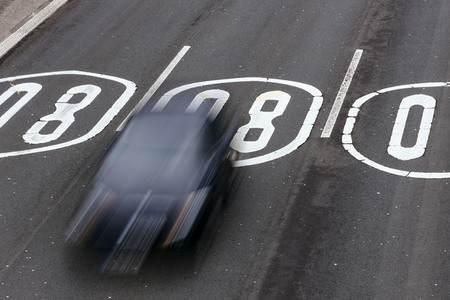 Symbolfoto Tempolimit