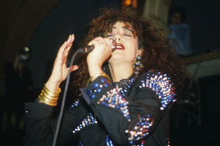 Showcase von Scarlett Fantastic in London