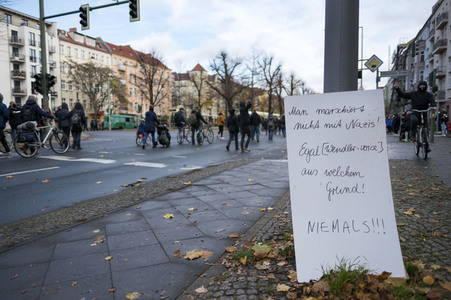 Schweigemarsch gegen Coronamaßnahmen in Berlin