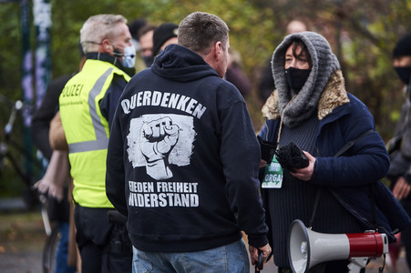 Schweigemarsch gegen Coronamaßnahmen in Berlin