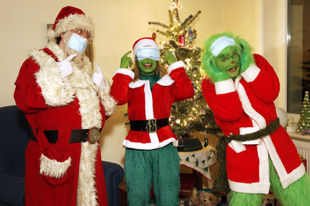 GEEK ART: Der Grinch zur Corona-Weihnacht