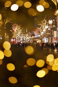 Symbolfoto Weihnachtseinkäufe