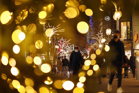 Symbolfoto Weihnachtseinkäufe
