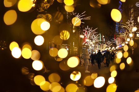 Symbolfoto Weihnachtseinkäufe
