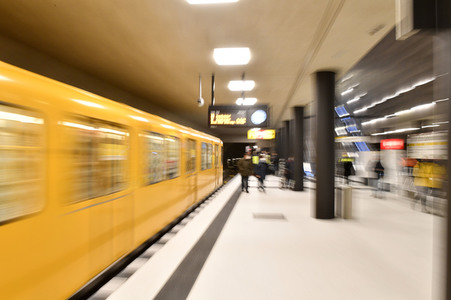Eröffnung der U5-Neubaustrecke in Berlin