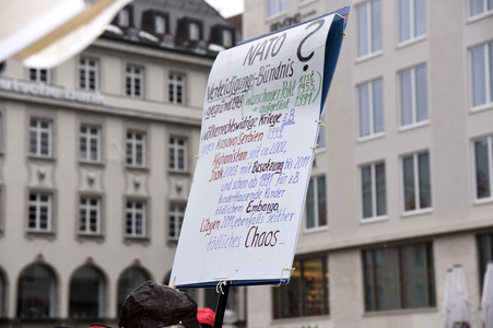 Kundgebung zum bundesweiten Aktionstag gegen Aufrüstung und Krieg in München