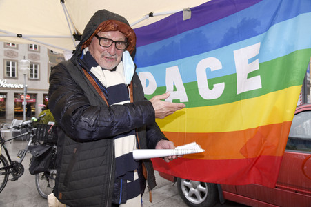 Kundgebung zum bundesweiten Aktionstag gegen Aufrüstung und Krieg in München