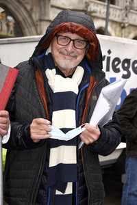 Kundgebung zum bundesweiten Aktionstag gegen Aufrüstung und Krieg in München