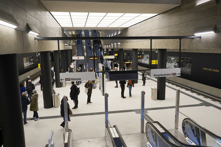 Neuer U-Bahnhof Unter den Linden in Berlin