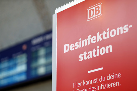 Symbolfoto Desinfektionsstation