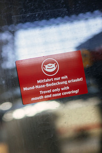 Symbolfoto Maskenpflicht in Zügen