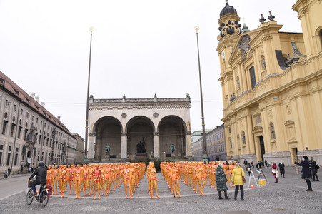 Kunst-Installation 'Broken' in München