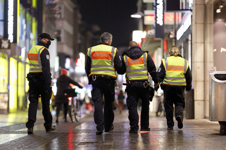 Symbolfoto Corona-Kontrolle
