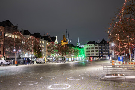 Symbolfoto abgesagte Weihnachtsmärkte in Köln