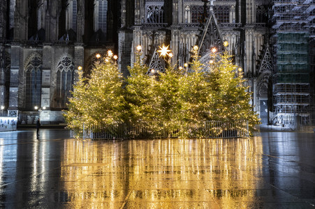 Symbolfoto abgesagte Weihnachtsmärkte in Köln