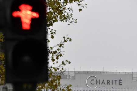 Symbolfoto Corona Ampel