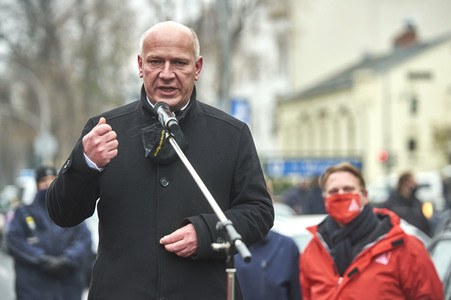 Demonstration gegen das Stilllegungsbeschluss des Mercedes Benz-Werks Berlin
