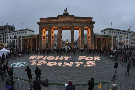 Fridays for Future Lichteraktion in Berlin