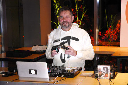 SoulfoodMusicDJSession mit DJ Many & DJ Mossimo in Dachau