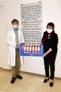 Schokonikolaus-Aktion mit Uschi Ackermann in München