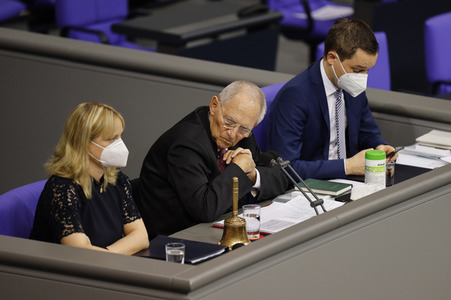 201. Sitzung des Deutschen Bundestages in Berlin